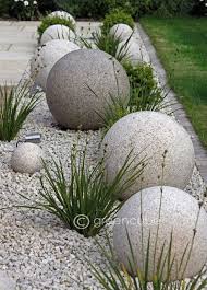Cool And Unique Diy Garden Globes Rock Garden Landscaping Garden Globes Concrete Garden
