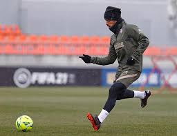 No campeonato espanhol, o time não conseguiu mostrar a mesma solidez. Tempestade De Neve Adia Jogo Do Atletico De Madri Lider Do Campeonato Espanhol Jovem Pan