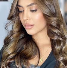 Karen Jaimes's Instagram, Twitter & Facebook