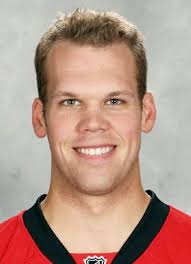 Player photos for the 2003-04 U. of Nebraska-Omaha at hockeydb.com