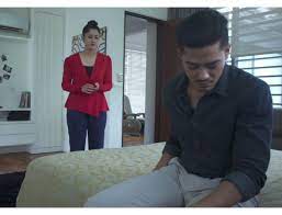 Atas kesilapan masa lampau, dia mengambil keputusan. Ulasan Drama Cinta Hati Batu Episod 13 Edtv