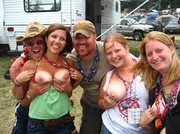 Redneck girls in nude Trends Porno Free photos.
