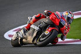Die fragezeichen um die zukunft des schnellen franzosen, der nach der vorzeitigen trennung von ktm. Motogp Johann Zarco Tops 219mph On Ducati In Qatar Test Visordown