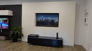 Fernseher verstecken so einfach geht s wohn wiki de. Unsichtbare Lautsprecher Versteckter Fernseher So Machen Wir Das Youtube