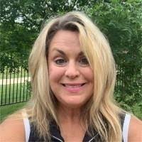 Carol Elwell's Instagram, Twitter & Facebook