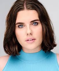 Mackenzie Garcia's Instagram, Twitter & Facebook