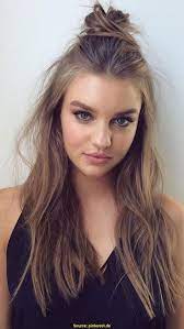 10 Amazing Long Hair Style For Women You Should Try Long Hair Haircut Hairstyle Women Long Thin Hair Hair Styles Long Fine Hair