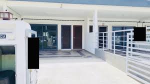 # freehold # land area 2917sf # basic unit # floor fully tiles, kitchen table top # facing north # gated and guarded # close to schools, shop lots, res. Terrace House For Sale Bandar Puteri Klang Klang