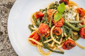 Maybe you would like to learn more about one of these? Pasta Pomodoro Fagiolini E Cacioricotta