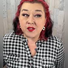 Red Apple Vixen Boutique (@redapplevixenboutique) • Instagram photos and  videos