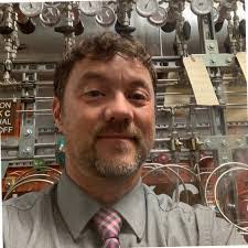 Barry Vinyard's Instagram, Twitter & Facebook