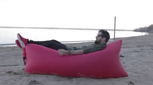 Kozybag Chaise Longue Gonflable Et Portative Youtube