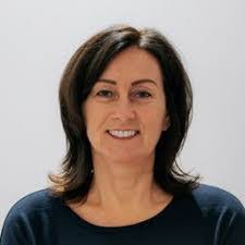 Shelly Burnham's Instagram, Twitter & Facebook