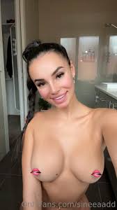 sineeaadd a.k.a. sineadd.bts a.k.a. siennaliara Leaked Photo 1546743 -  Fapello.su