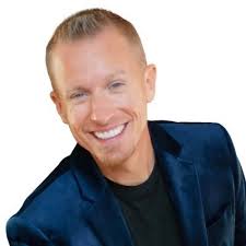 Emily Manuel (@emilygmanuel)