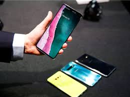 Many people have been complaining. How To Rotate The Screen On Your Samsung Galaxy S10