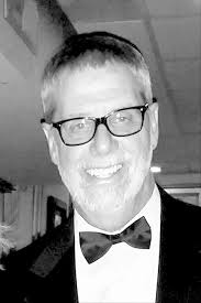 Richard Pflug's Instagram, Twitter & Facebook