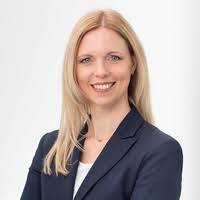 PDF) Cultural Distance, Competitive Advantage and Firm Performance of Small  and Medium-Sized Enterprises in the United Arab Emirates