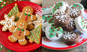 Decorated christmas cutout cookies rich, buttery sugar cookie cutouts like these never last long at a party. Easy Decorated Christmas Cookies 10 Best Cookie Recipes