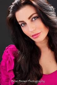 Model Ciara Antoski spent a year training for the photoshoot. 📸💧