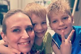 Fundraiser for Anna Van Dyke by Monika Munro : HELP Anna fight her 2nd  round of Cancer!