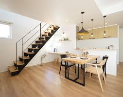 リビング階段とダイニングキッチン 第一建設 livingd hibiki 静岡 新築 住宅 マイホーム 新築一戸建て インテリア デザイン おうち 階段 リビング階段 ダイニング キッチン ダイニングキッチン ダイニングテーブル 収納 カウンター デスク