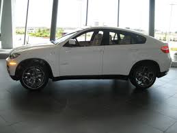 Choose from a massive selection of deals on second hand bmw x6 white cars from trusted bmw dealers! Pics Of Alpine White X6 50i With 21 Style 215 Black Wheels Xbimmers Com Bmw X6 Forum X5 Forum