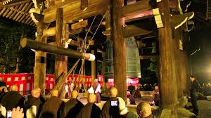 New Year Around The World One Event Various Traditions Nothing Beats The Joy Of Traveling Seeing New Thing And Gett Traditional Buddhist Beliefs Newyear