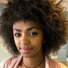 Singelaktuella Saron vill slå igenom i USA