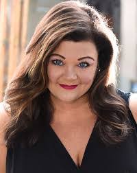 Beth Folz's Instagram, Twitter & Facebook