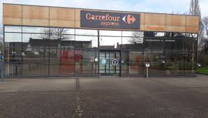 1 rue de charigney 25000 besancon fransa. Vol A Main Armee Au Carrefour Express De Plomelin
