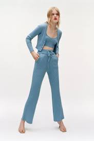 Entdecke rezepte, einrichtungsideen, stilinterpretationen und andere ideen zum ausprobieren. Ribbed Knit Trousers Trf Zara Australia Ropa Y Accesorios Ropa Color De Moda