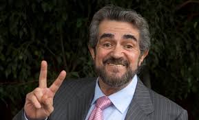 Este es el actor de cine de ficheras que bebía hasta el amanecer y que solo  podía trabajar por unas horas