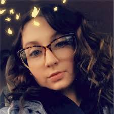 Alicia Byerly's Instagram, Twitter & Facebook