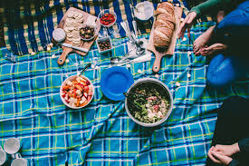 En aquella época no llevaba atún ni tampoco mayonesa. 45 Recetas De Verano Para Un Picnic Con El Que Disfrutar De Un Dia Al Aire Libre
