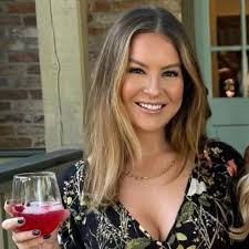 Nicola Smit (@smit.show) • Threads, Say more