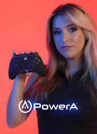 Justin Dampier's Instagram, Twitter & Facebook