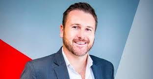 Paul Lohr's Instagram, Twitter & Facebook