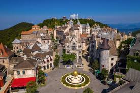 Xe và hướng dẫn viên danatravel đón khách tại khách sạn hoặc các địa điểm trong nội thành đà nẵng. Sun World Ba Na Hills Giáº£m Gia Ve Cap Treo Tá»›i 60