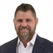 Mike Albert's Instagram, Twitter & Facebook