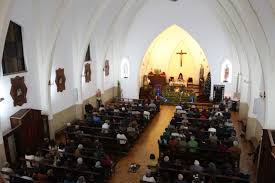 No brasil, a liturgia começará às 19h30 ( . Veja A Que Horas Pode Assistir As Varias Missas Do Galo