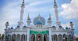 Guru menampal gamabr rumah ibadat dihadapan. Adab Semasa Berada Di Rumah Ibadah Terutama Buat Pelancong Muslimtravelbug