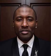 Look, Lamar Jackson and his Mother, done changed the Game. Keep that money  in house. CONGRATULATIONS🚨 Regina Jackson, the mother of #Commanders  quarterback Jayden Daniels officially became a NFLPA certified agent