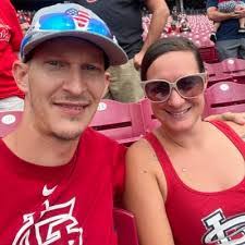 Devon Biddinger's Instagram, Twitter & Facebook