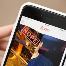 As it happens with other successful apps, tinder's monetization efforts have pushed users against the wall and asked them to pay up or bust! Tinder Gold Which Lets You Pay To See Who Swiped Right On You Arrives In The Us The Verge
