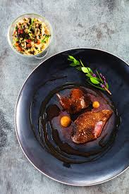 Recette De Pigeon Au Sang En Croute De Sel Par Christophe Bacquie Croute De Sel Recette De Chef Recette