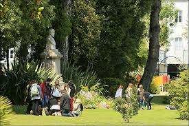 Il a accompagné la vie de tous les bordelais depuis sa création en 1746. Le Parc Emmanuel Liais