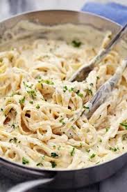 Die Beste Hausgemachte Alfredo Sauce Uberhaupt Rezepte De Rezepte Nudelgerichte Rezepte Kochrezepte