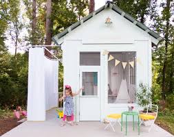 19 She Sheds To Fuel Your Daydreams Backyard Buildings Play Houses Backyard Shed