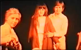 Vardan brutyan, vahram tsaturyan and artur ghandilyan pas: Naira Shairyan Naira Shahiryan Aktrisa Fotografii Sovetskie Aktrisy Teatra Kino Teatr Ru